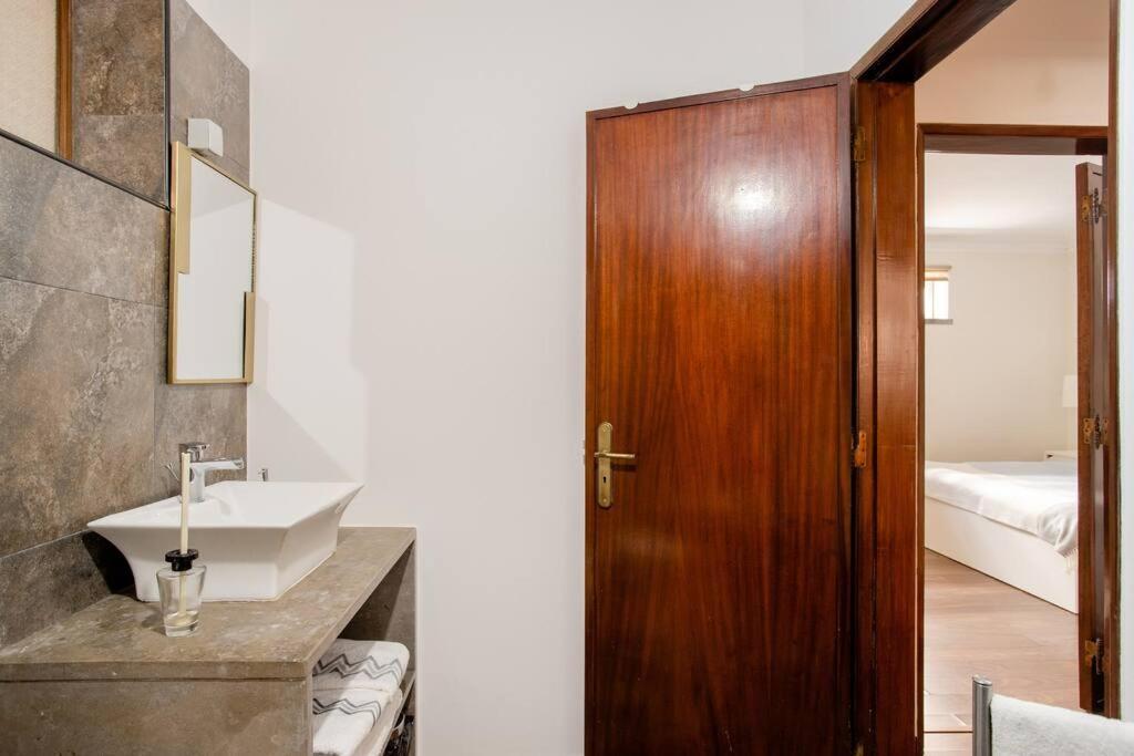 Appartement Vinaika Loft à Oeiras Extérieur photo
